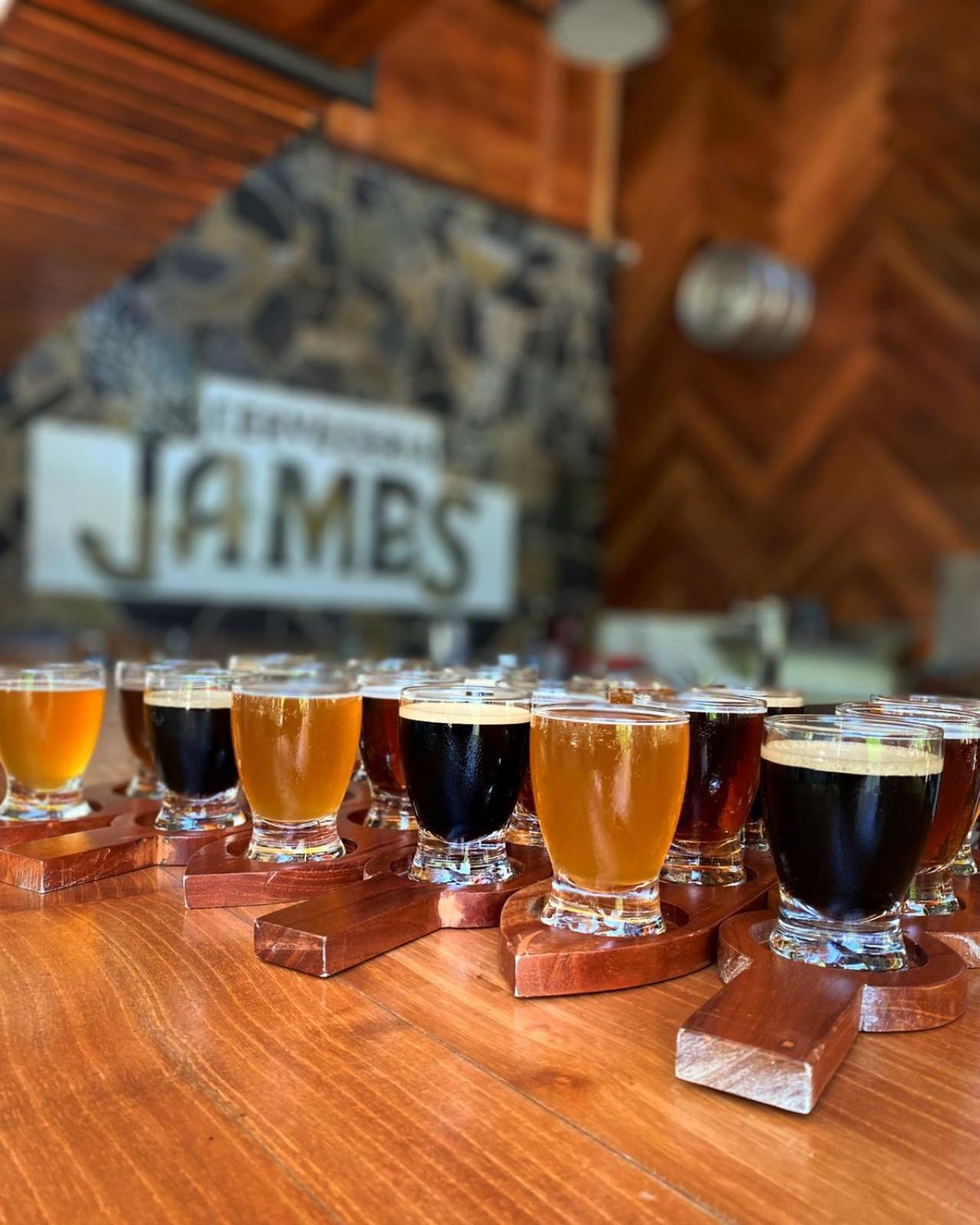 Hotel Cerveceria James 실리트라 외부 사진